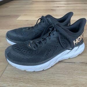 Hoka Clifton 7